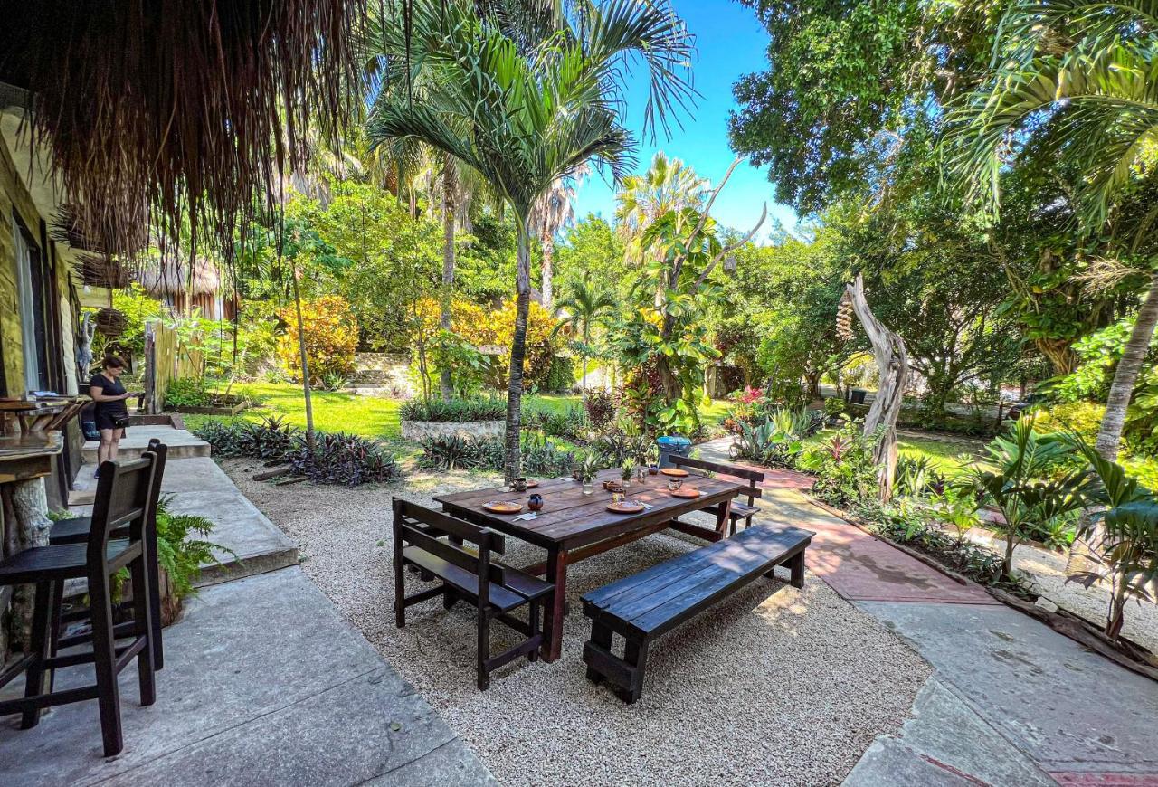 בקאלאר Villa Santuario Lake Front Oasis מראה חיצוני תמונה
