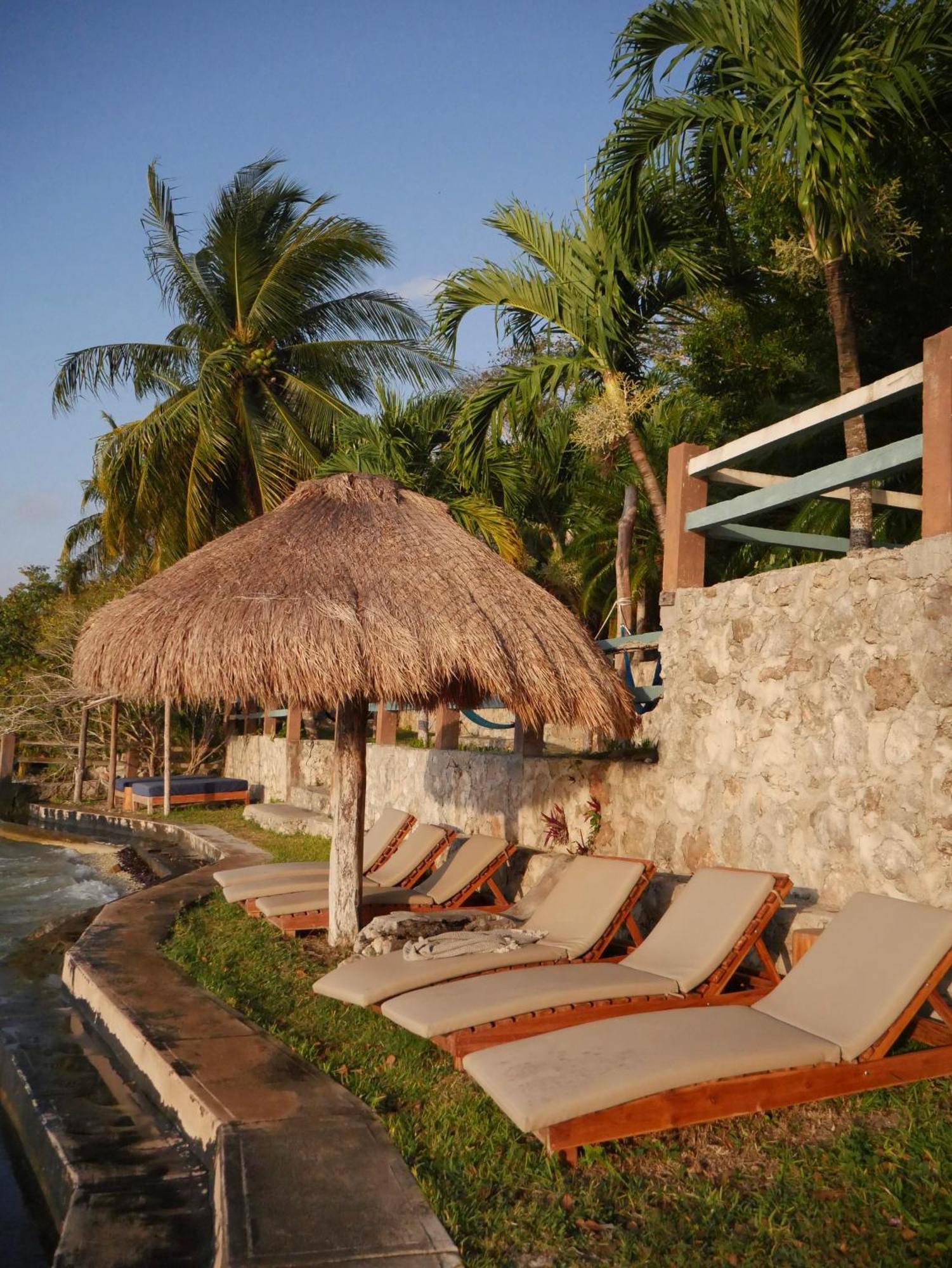 בקאלאר Villa Santuario Lake Front Oasis מראה חיצוני תמונה